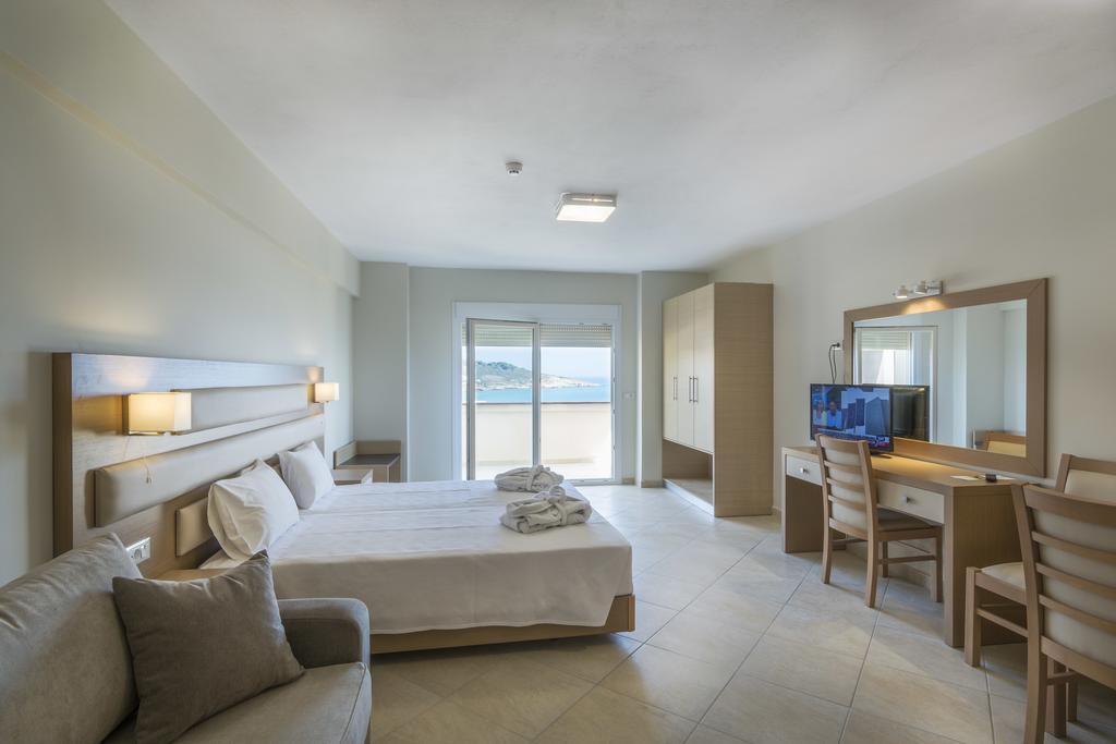 Sea View Resorts & Spa Karfás Eksteriør billede