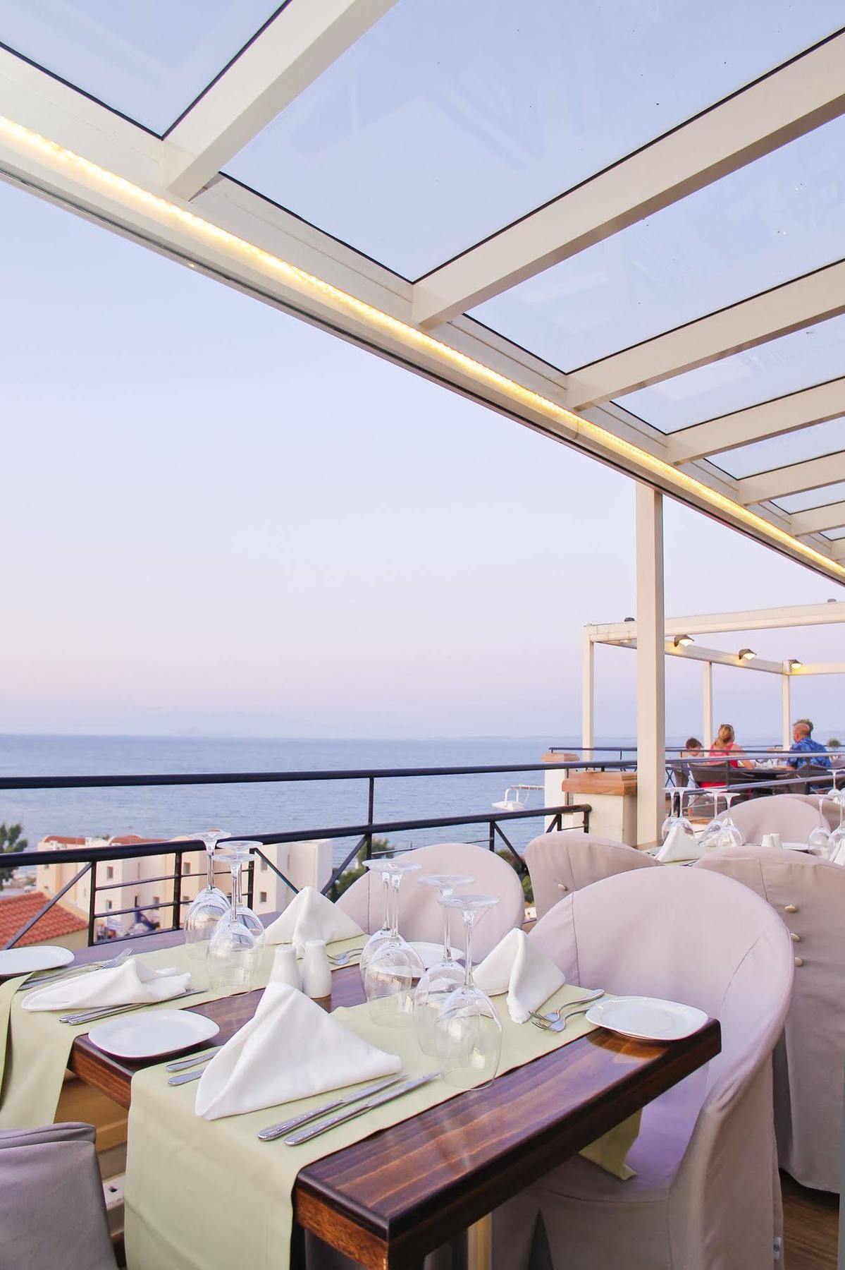 Sea View Resorts & Spa Karfás Eksteriør billede