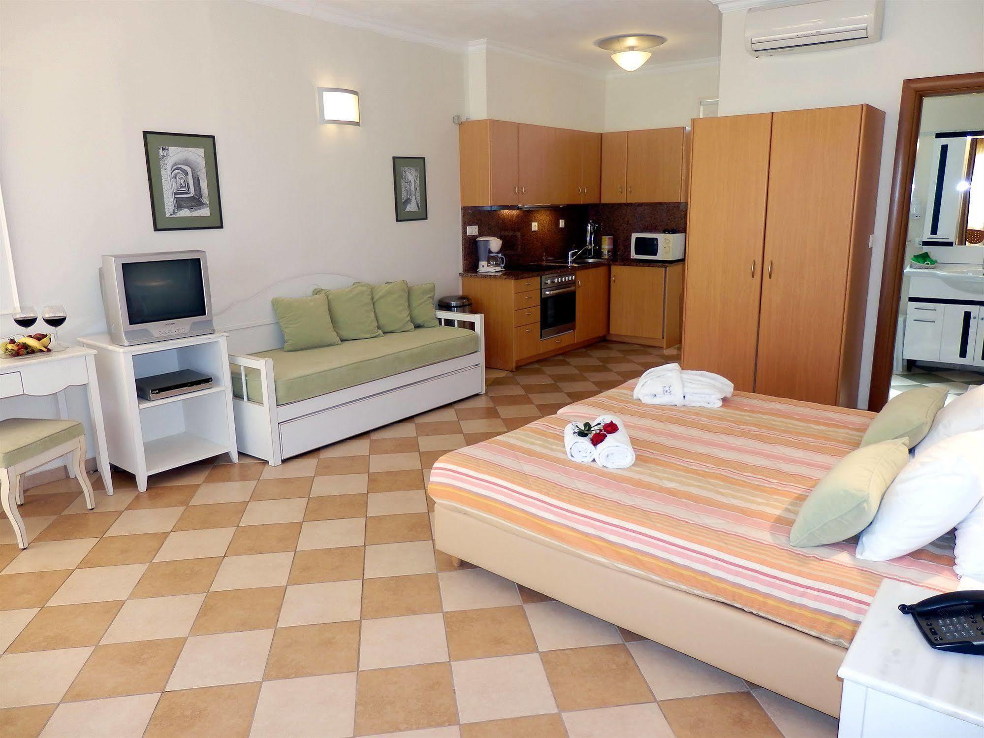 Sea View Resorts & Spa Karfás Eksteriør billede